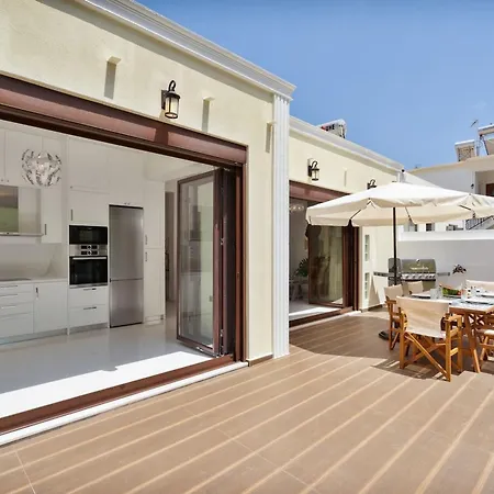 Βίλα Chania Boutique - Steps From The